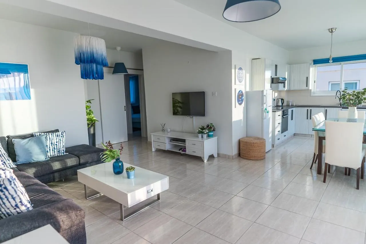 Apartament MAKENZY Seaview PENTHOUSE Larnaca