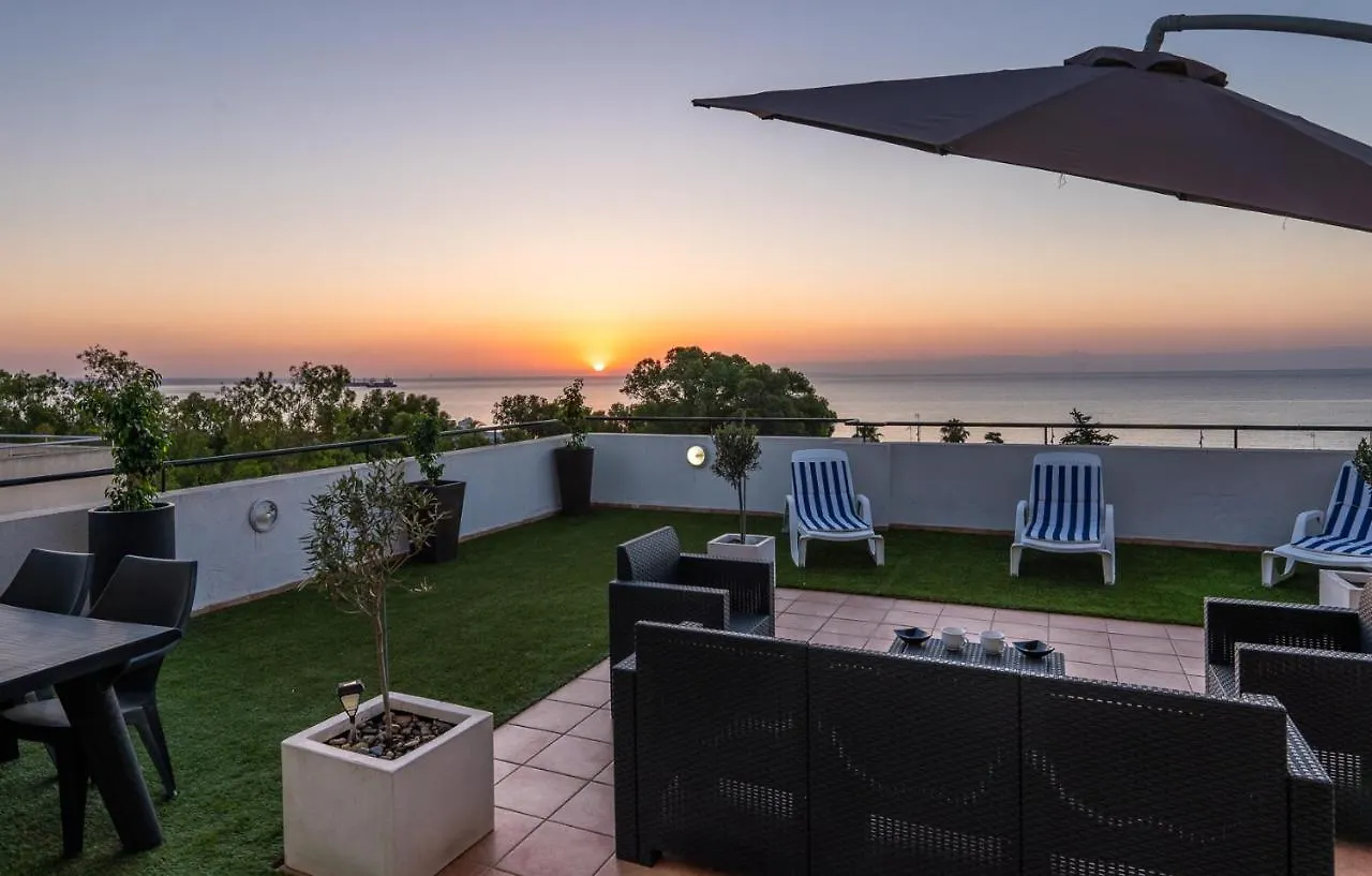 Apartament MAKENZY Seaview PENTHOUSE Larnaca